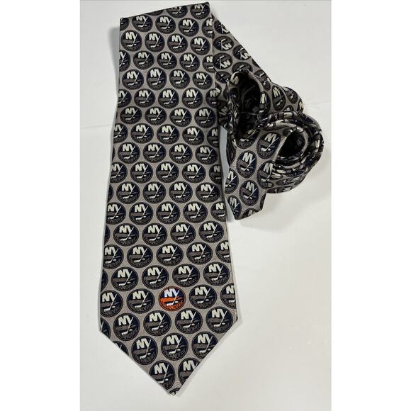 New York Islanders Tonal Logo Mens Silk Neck Tie New With Tag - Picture 4 of 4